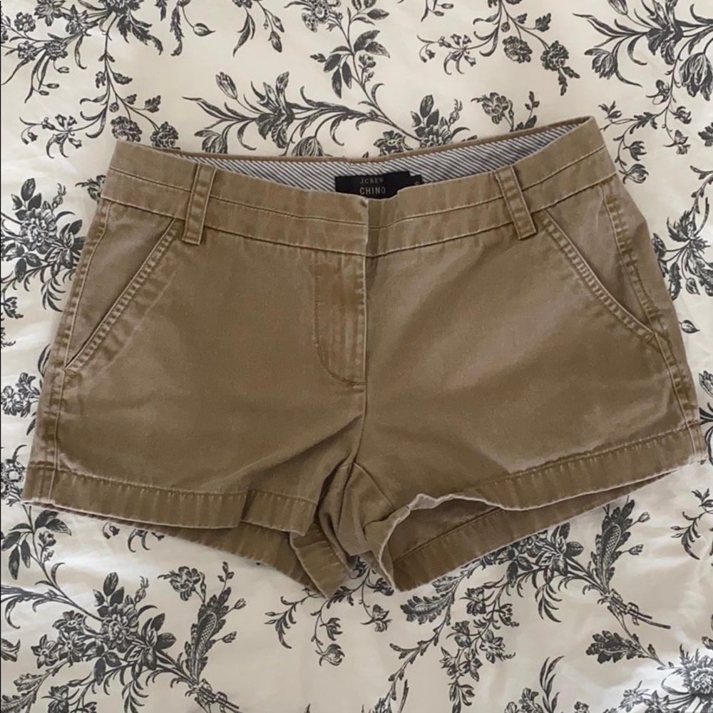 J. Crew chino shorts 2.5”